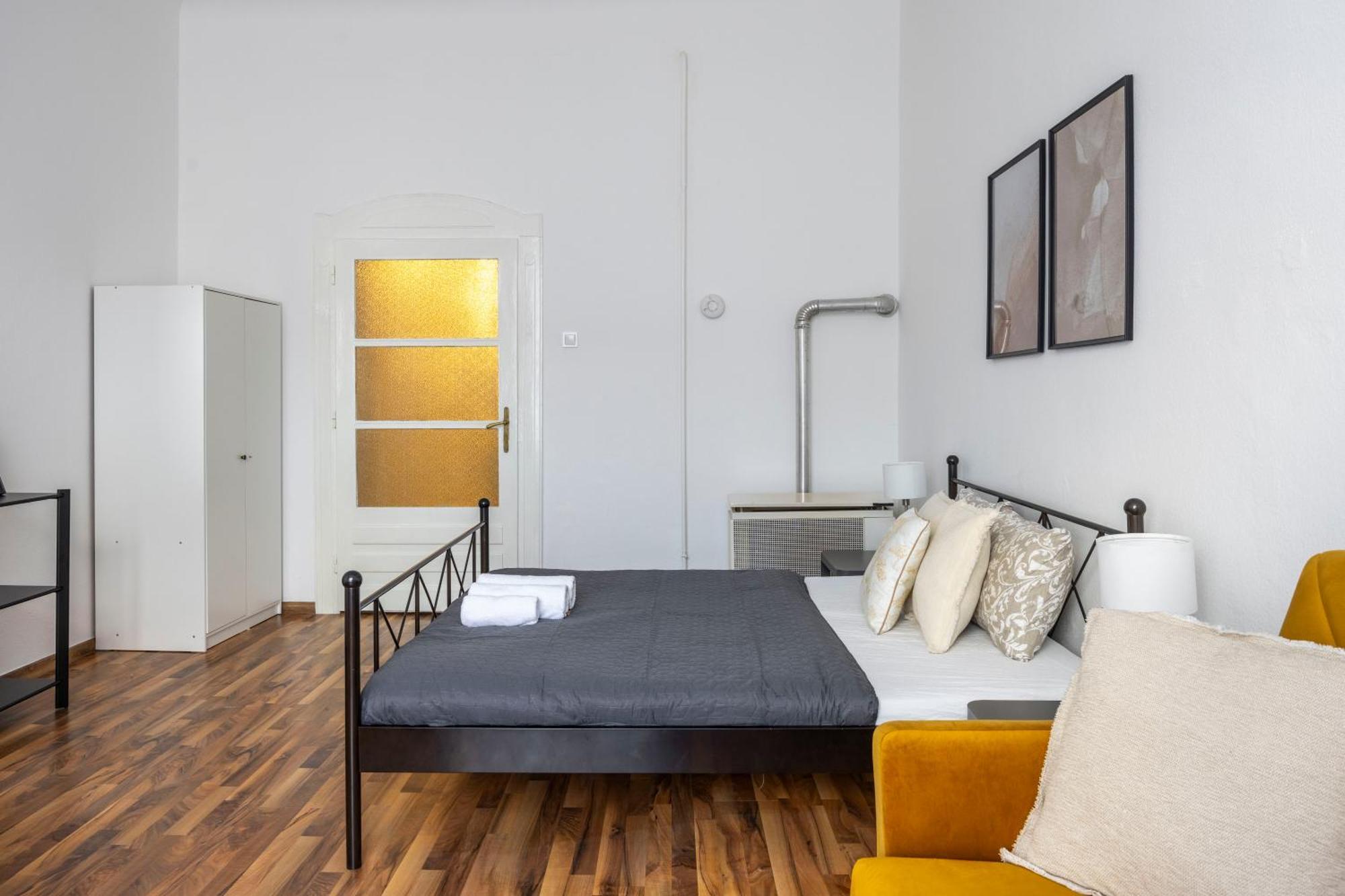 King St' M&g By Prestige Gallery Apartment