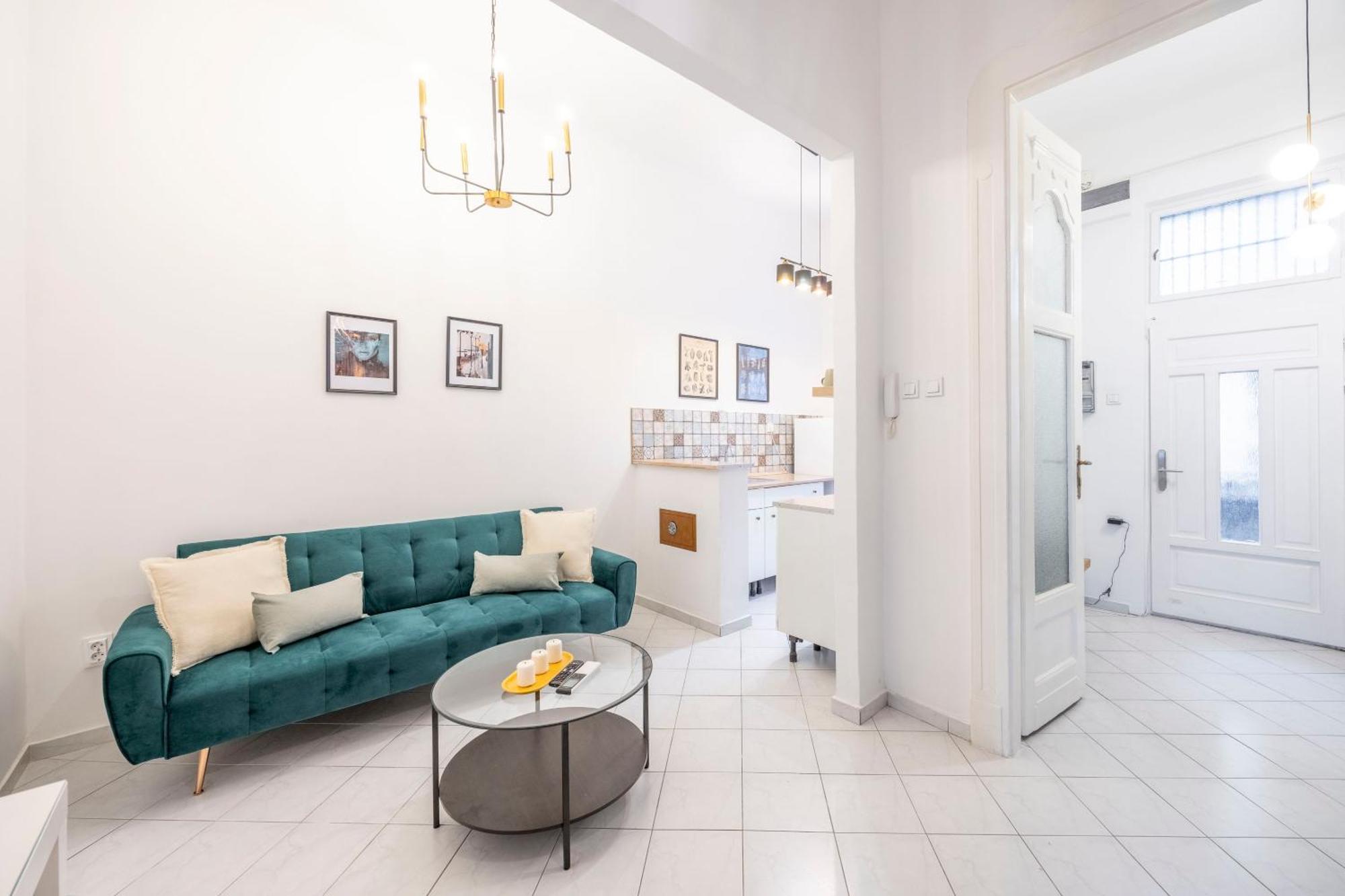 Apartment King St' M&g By Prestige Gallery