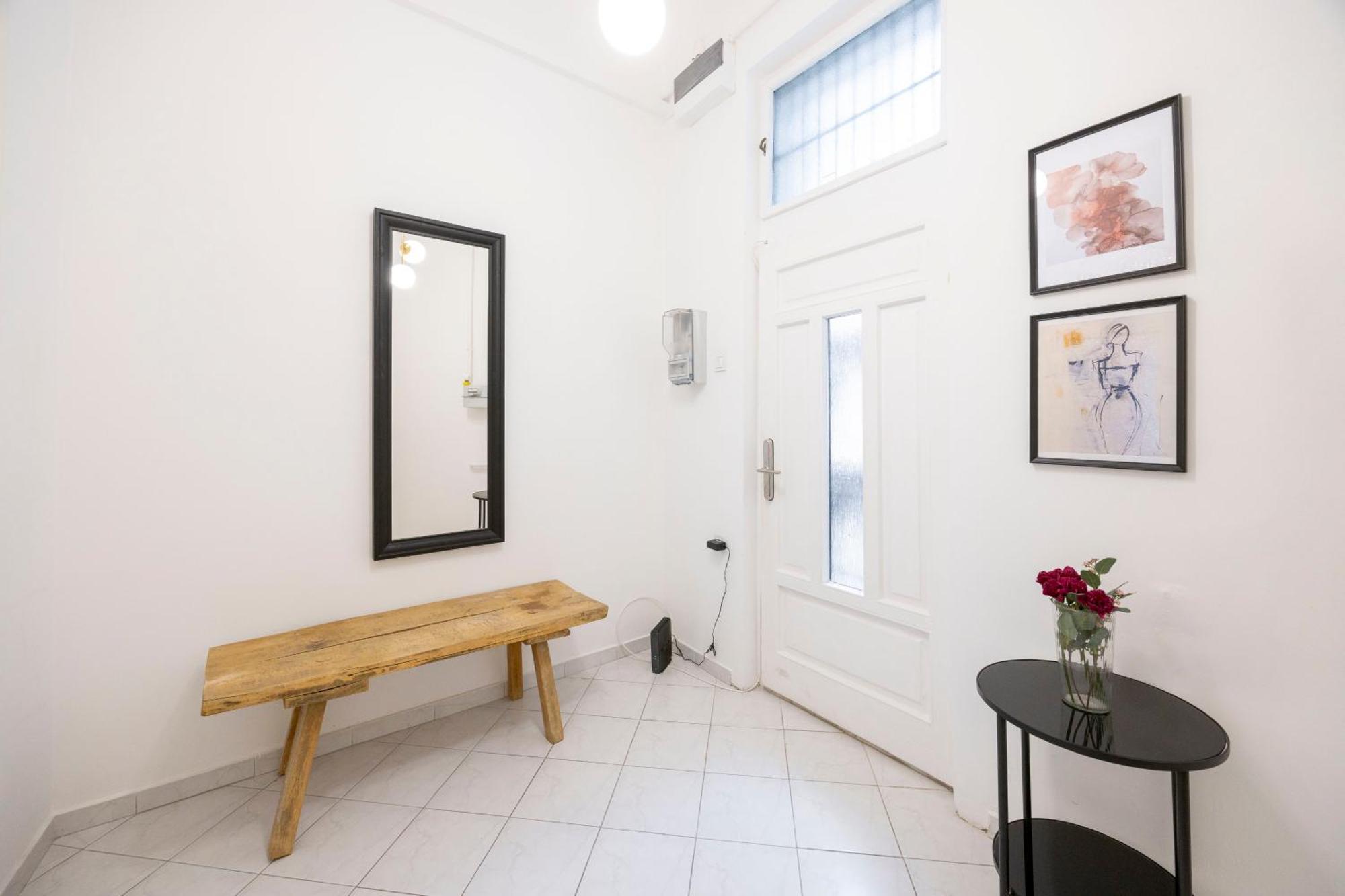 Apartment King St' M&g By Prestige Gallery *